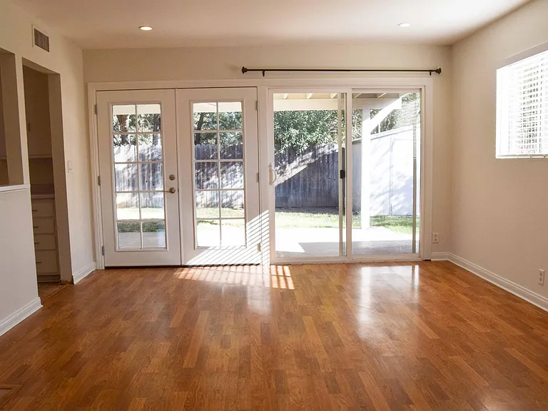 322 Descanso Ave — Photo 9