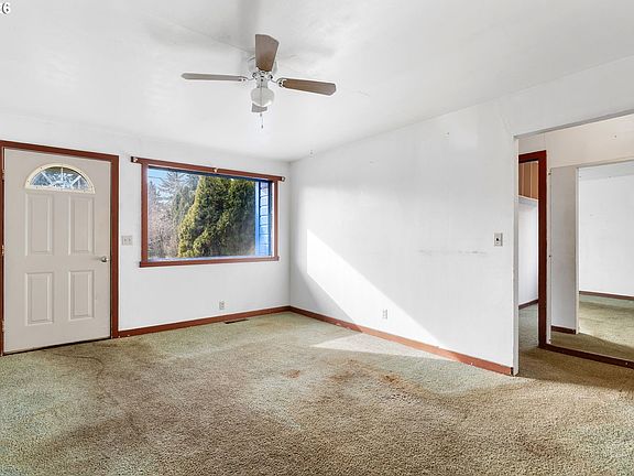 5th image of 3400 Bradley Dr