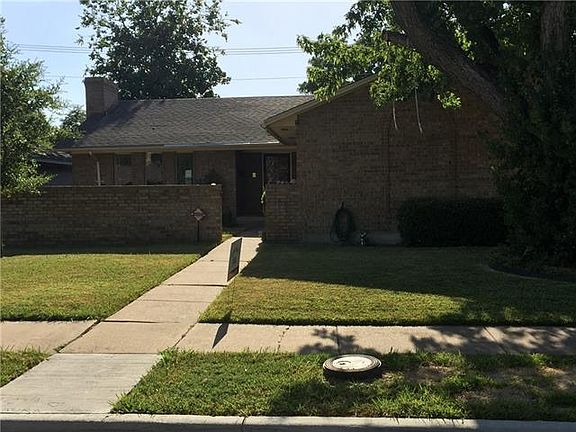 2nd image of 3929 Roanoke Dr