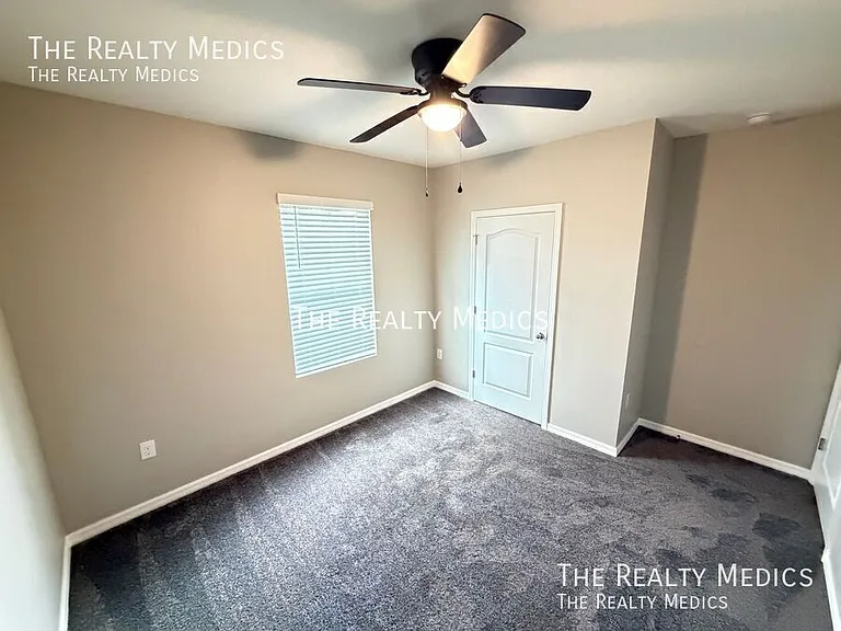 2915 Gibraltar Blvd — Photo 18
