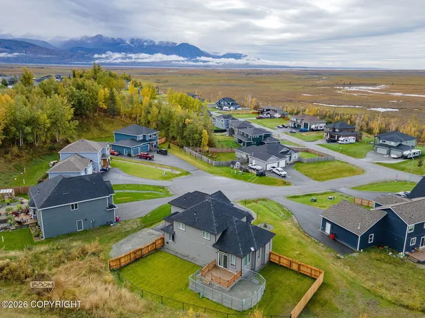 4949 E Chick Cir, Wasilla, AK 99654