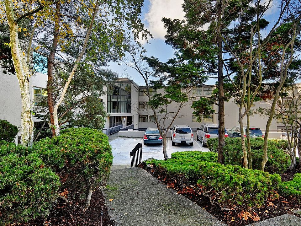 1st image of 2253 Gilman Dr W APT 410