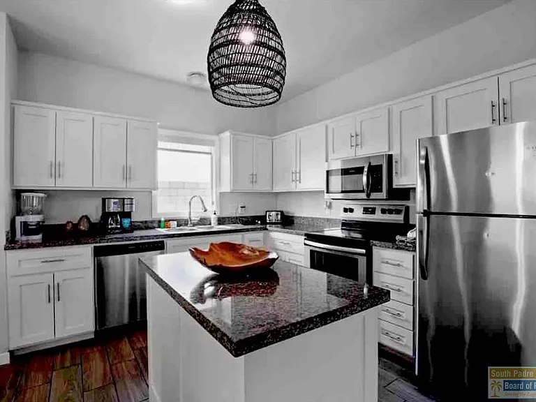 219 Las Joyas Blvd — Photo 11