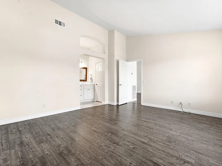 30902 Clubhouse Dr #10F — Photo 9