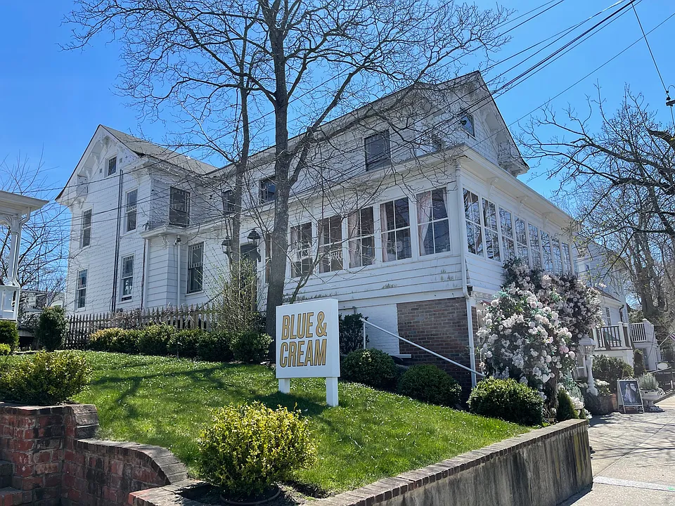 3 Madison St