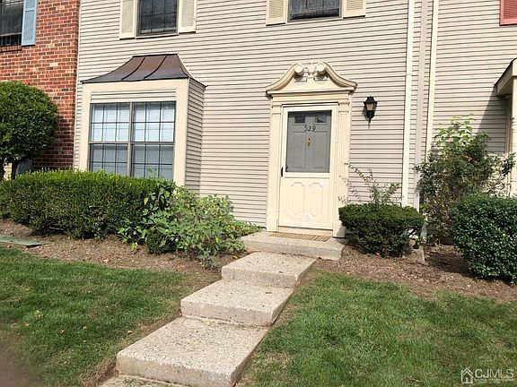 2nd image of 529 Norwich Ct #2529