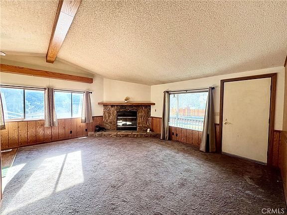 2nd image of 928 Elm Trl