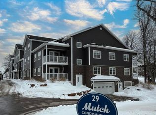 29 Stratford Rd #101, Stratford, PE C1B1T4