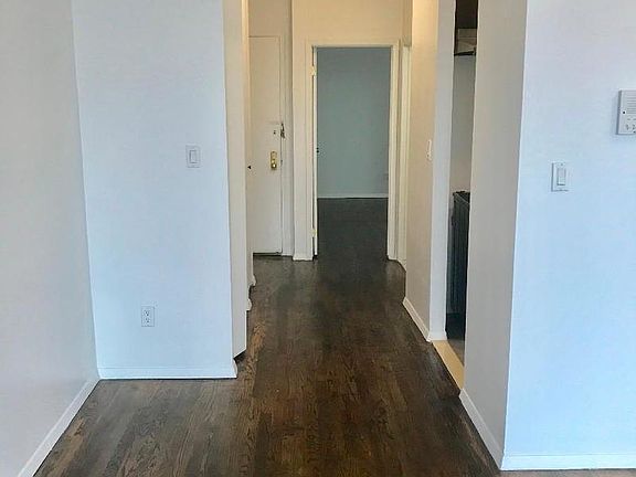 5th image of 610 Saint Nicholas Ave APT 4C