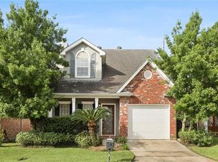 913 Chateau Lafitte Dr W, Kenner, LA 70065