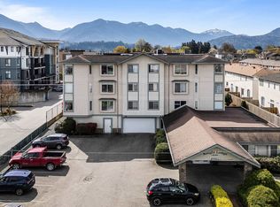45660 Knight Rd #210, Chilliwack, BC V2R2X4