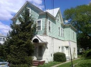 22 Main St, Garfield, NJ 07026