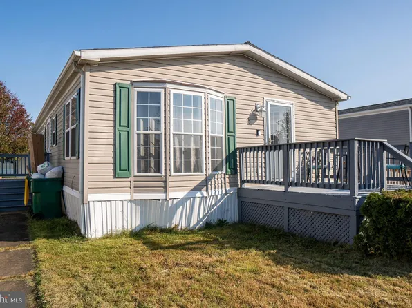 6 Kristen Marie Ct #718, Bear, DE 19701