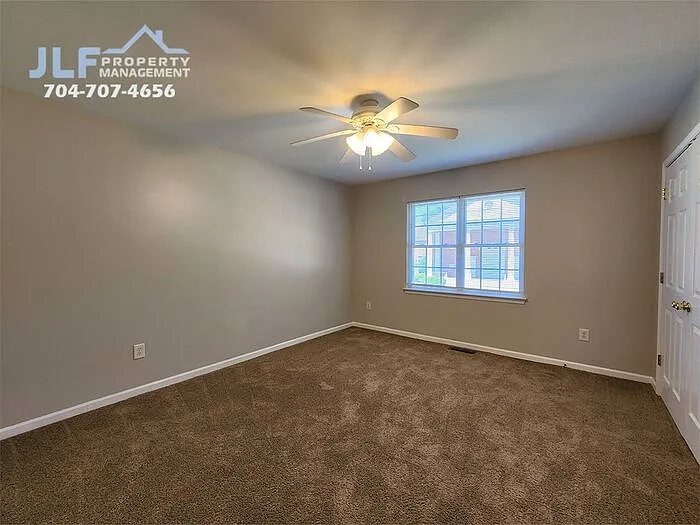 2506 S Ridge Ave — Photo 11