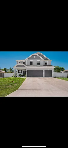 412 SW Dailey Ave Photo 1