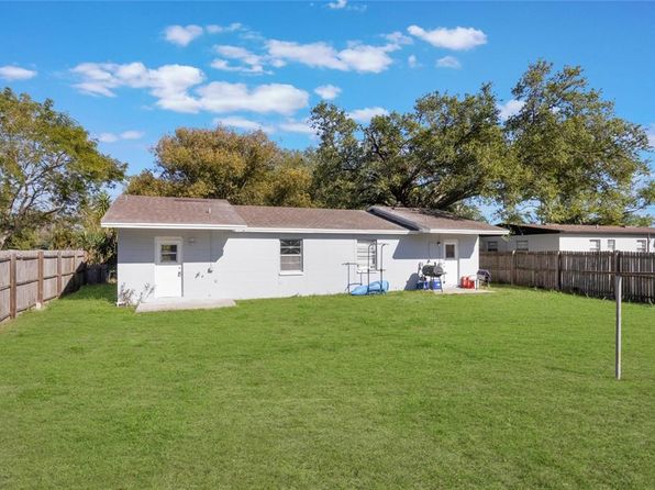 tampa-florida-2067997220 picture