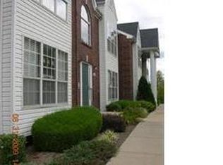 1614 Forest Springs Ln APT D, Ballwin, MO 63021