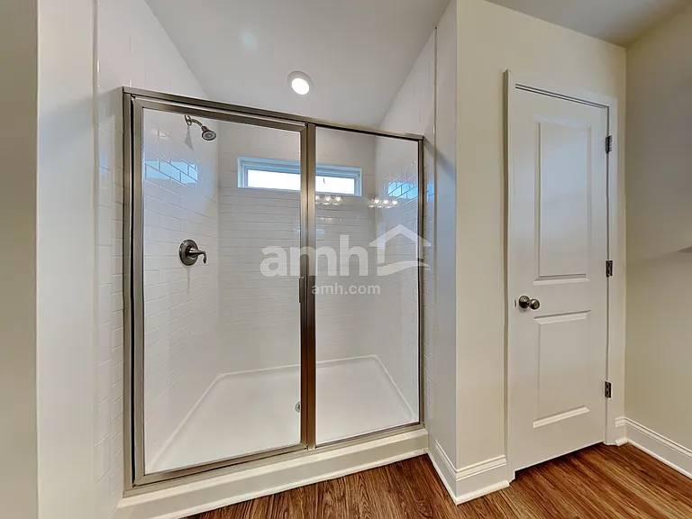 317 Bourne St — Photo 18