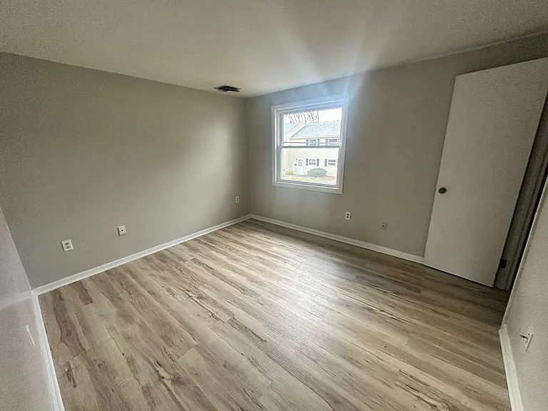 A4 Wedgewood Dr #6D — Photo 5