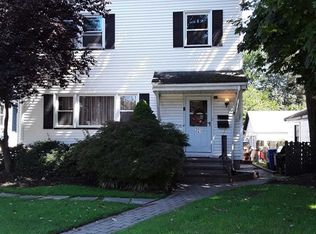 321 Washington Ave, Dumont, NJ 07628