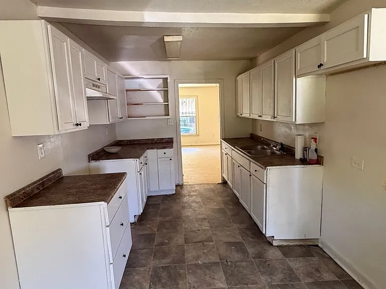 3833 Rolando Ave — Photo 4