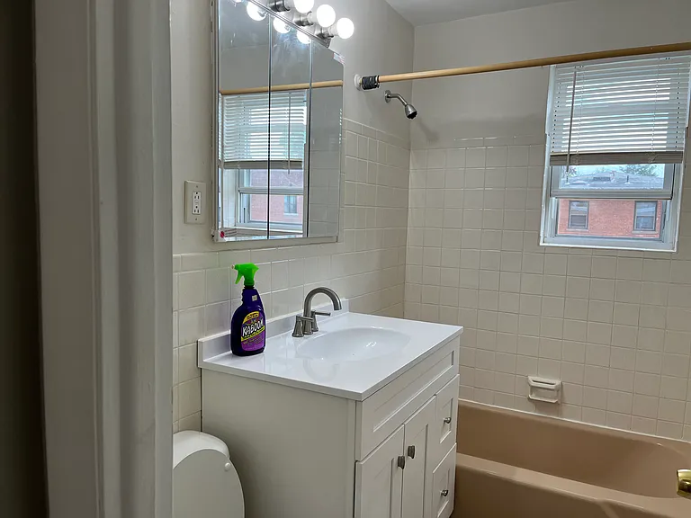 4 Atwood St #B6 — Photo 4