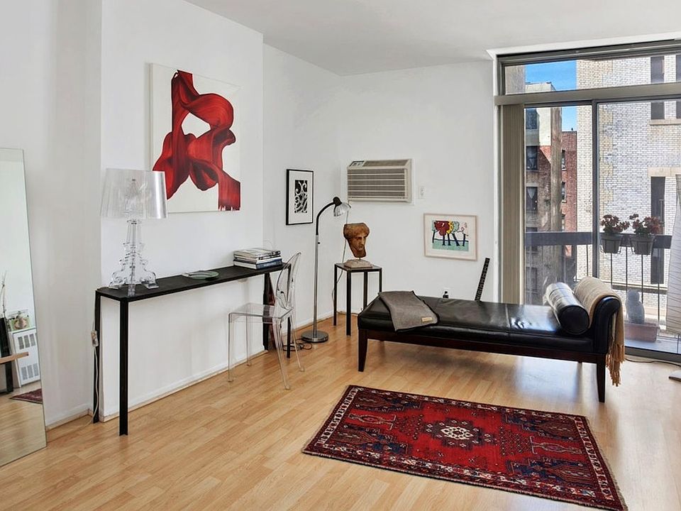 1st image of 184 Thompson St APT 3G