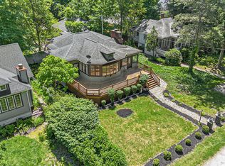 16277 4th St, Union Pier, MI 49129