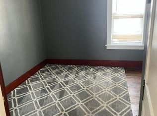 13 Slater St, Amsterdam, NY 12010