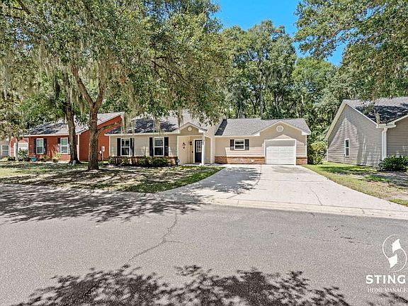 2nd image of 13 Brindlewood Dr