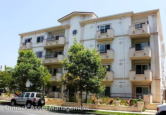 1st image of 1102 Rexford Dr APT 303