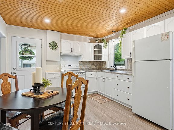 2nd image of 3408 Coronation Ave