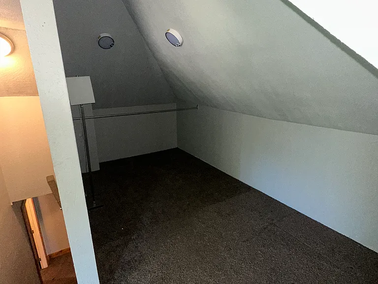 7 S Peach Ave — Photo 9