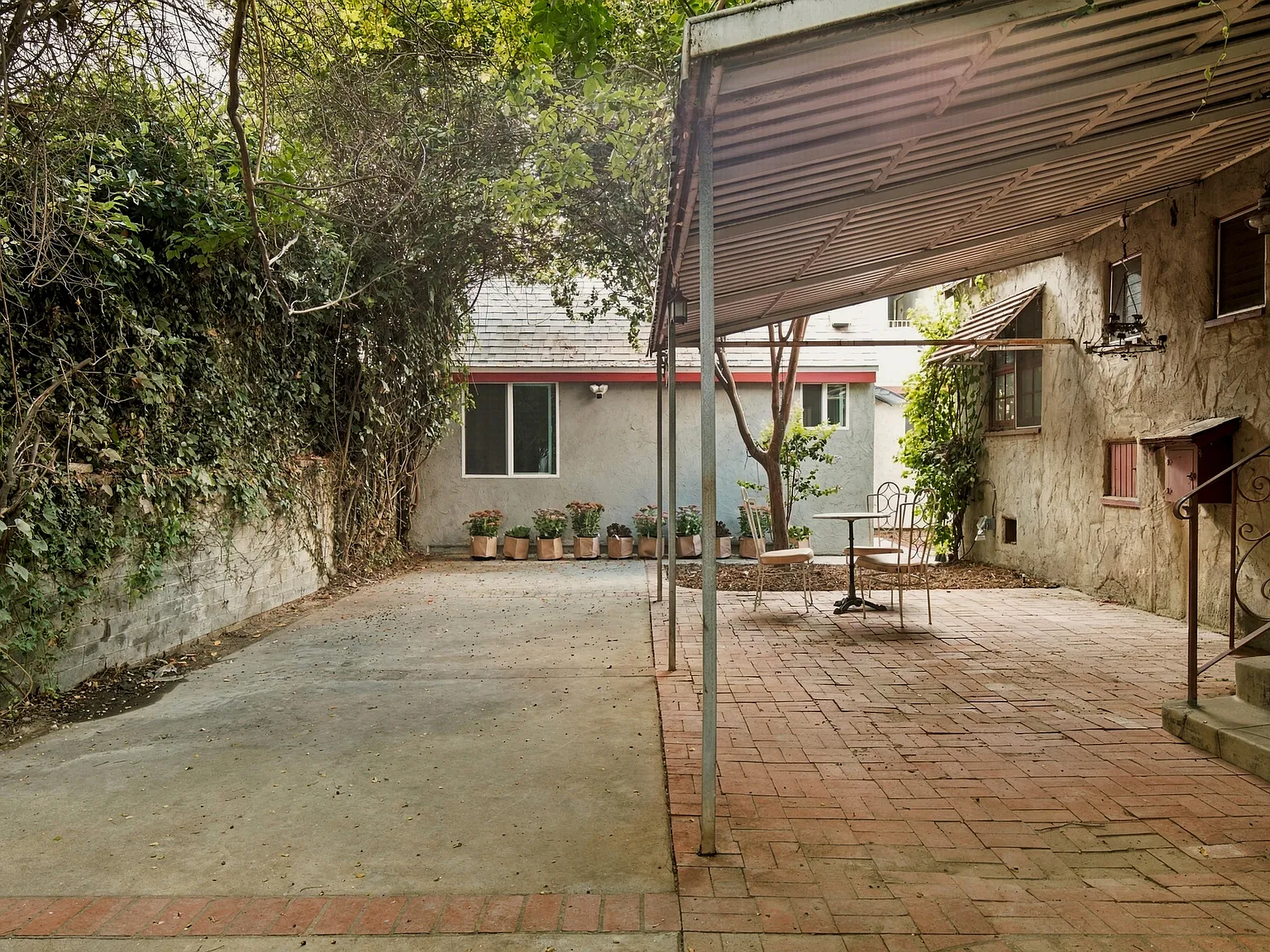 2 bed, 500 sqft, $2,650 — Photo 2
