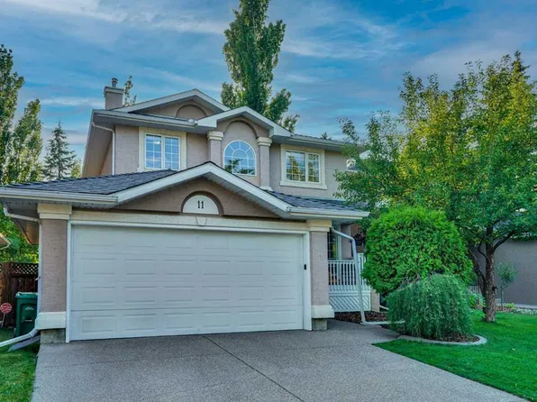 11 E McKenzie Lake Vw SE, Calgary, AB T2Z 2T6