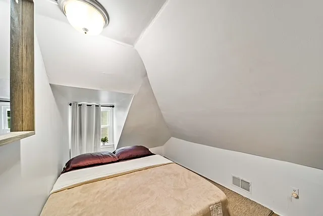 4003 Devine St — Photo 3