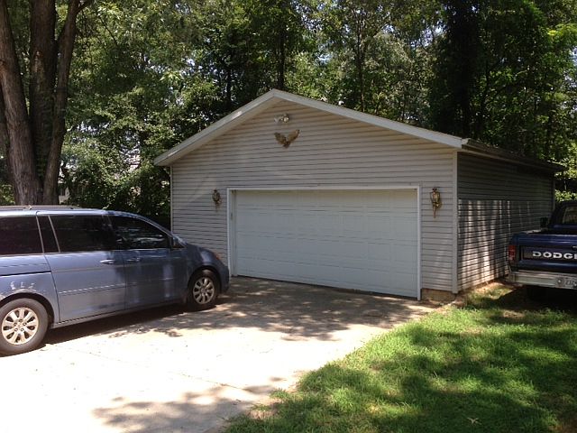 2nd image of 8293 Brookwood Rd