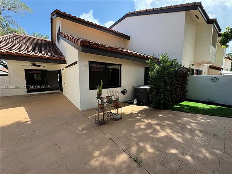 12519 SW 94th Ln #Townhouse 12519 — Photo 4