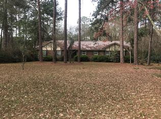 1356 Fairview Dr, Moultrie, GA 31768