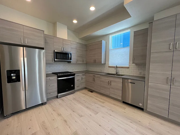 751 Cristo Ln #B — Photo 6