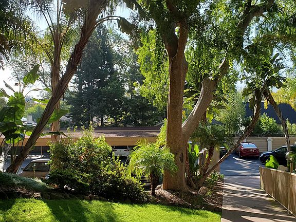 2nd image of 121 Massol Ave #201