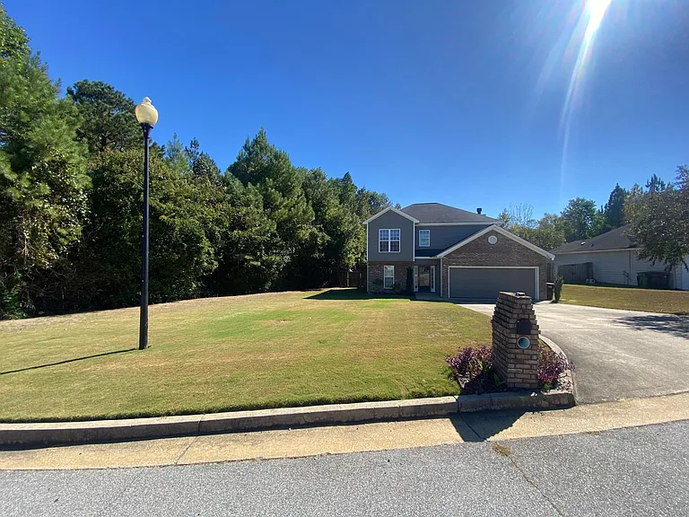 5615 Col Dick McKee Dr — Photo 2