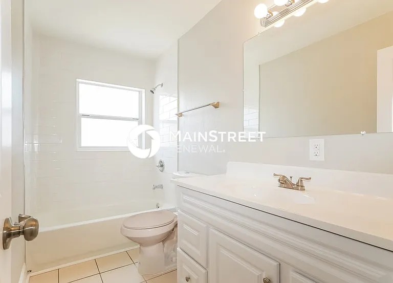 4925 Indialantic Dr — Photo 9
