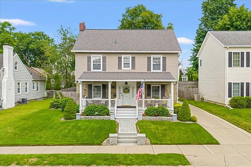 1st image of 34 Matthews St