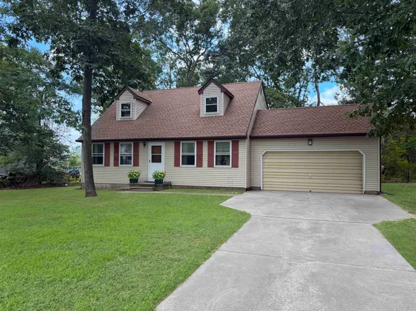 128 Holly Dr, Rio Grande, NJ 08242