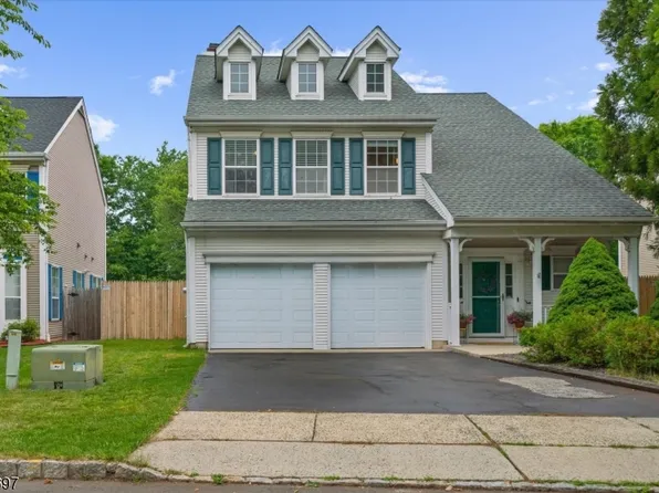8 Cottage Pl, Branchburg Twp., NJ 08876