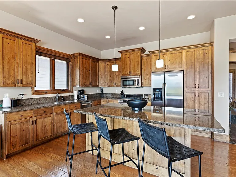4378 Sunrise Dr — Photo 9