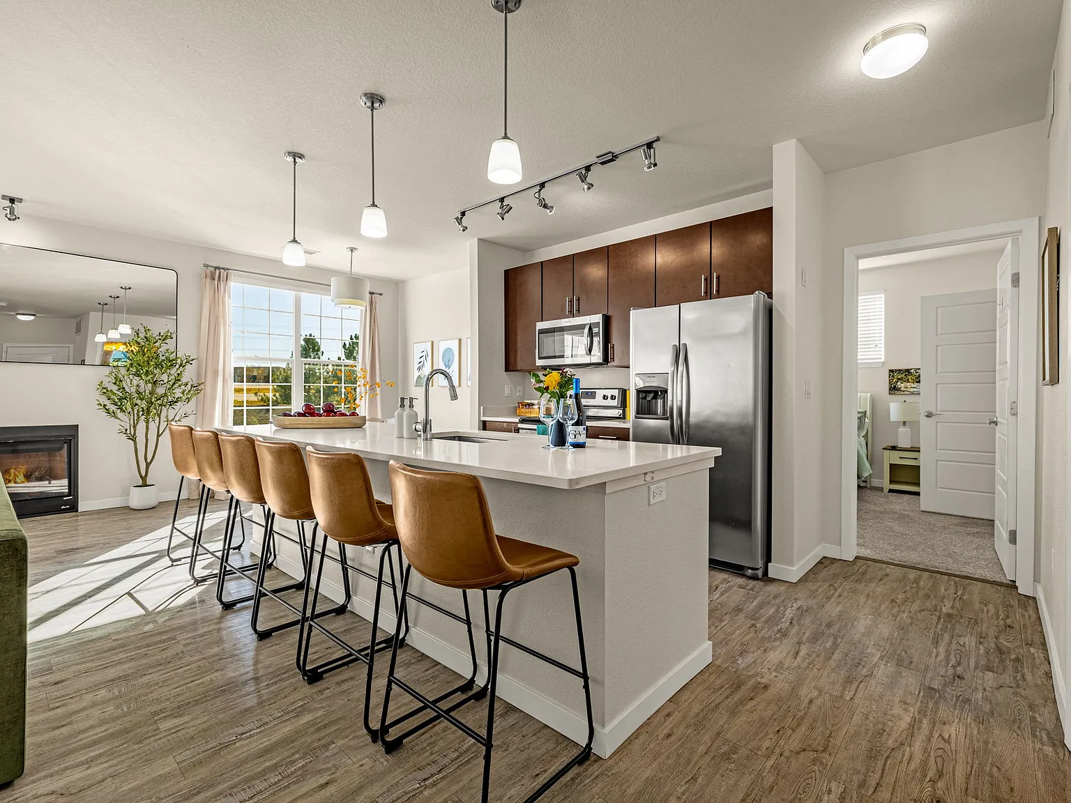 2 bed, 1164 sqft, $2,900 — Photo 1