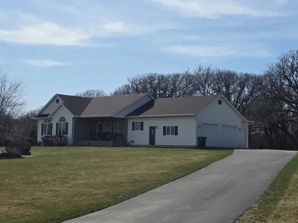 2515 River Rd, Marshall, MN 56258