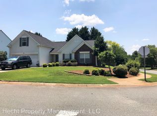 9400 Shepparton Dr, Huntersville, NC 28078